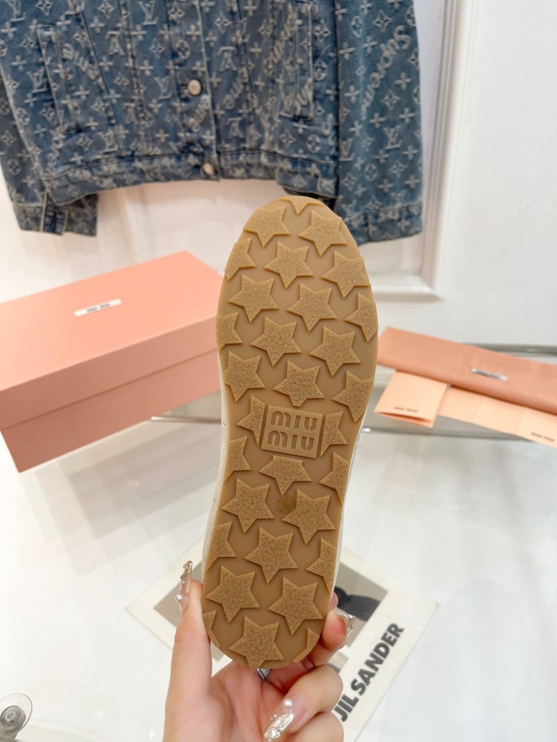 Miu Miu Casual Shoes